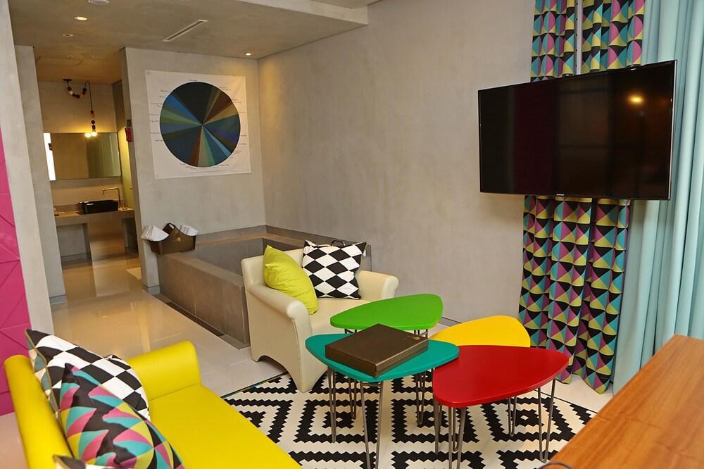 Hotel The Designers Hongdae Seoul Exterior photo