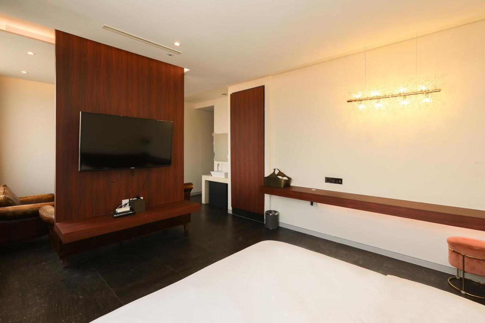 Hotel The Designers Hongdae Seoul Exterior photo